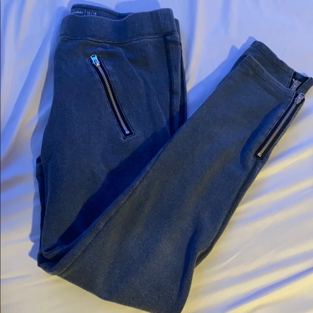 Abercrombie Kids Zippered Leggings